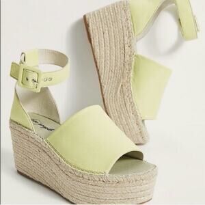 Free People  Coast Platform Sandal in Sunny Lime  
Leather